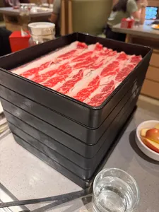 Haidilao Hotpot West Broadway Hot Pot restaurant in Vancouver – fine dining dishes, interior photos, and ambiance.