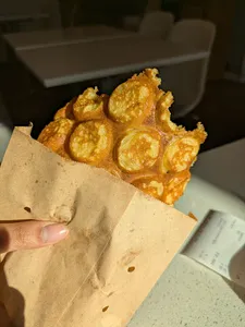 Bubble Waffle Cafe Marine Gateway - Taiwanese & HK Cafe restaurant in Vancouver – fine dining dishes, interior photos, and ambiance.