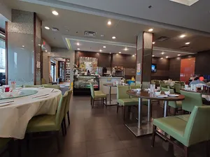 Neptune Wonton Noodle Surrey Central - Taiwanese & HK Cafe restaurant in Surrey – fine dining dishes, interior photos, and ambiance.