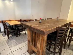 Sushi Bros - Japanese & Sushi restaurant in Downtown Vancouver – fine dining dishes, interior photos, and ambiance.