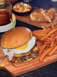 Spark Kitchen and Bar - KTV & Club restaurant in Richmond – fine dining dishes, interior photos, and ambiance.