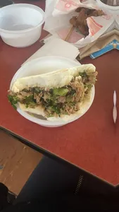 Review photo uploaded by 周杰伦会来温哥华吗 at Champion Potato Noodle Richmond