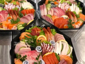 Big Bang Sushi - Japanese & Sushi restaurant in Downtown Vancouver – fine dining dishes, interior photos, and ambiance.